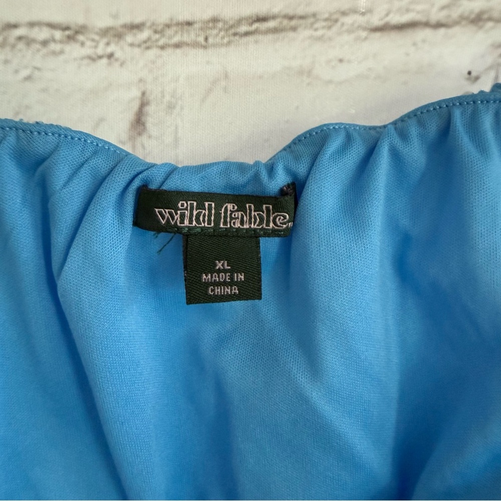 Wild Fable Blue and‎ White Striped Top - Picture 3 of 4